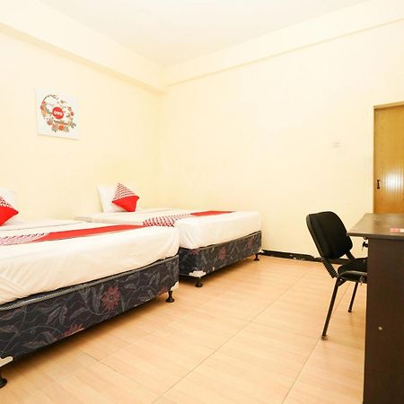 Nick Homestay AA5 Siwalankerto Surabaya Exterior foto