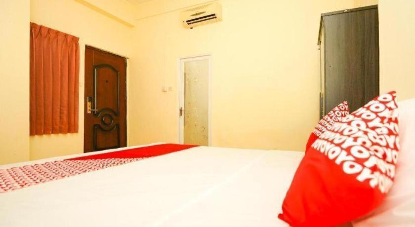 Nick Homestay AA5 Siwalankerto Surabaya Exterior foto